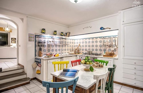 Schiazzano Villa | Antica Limonaia in Massa Lubrense