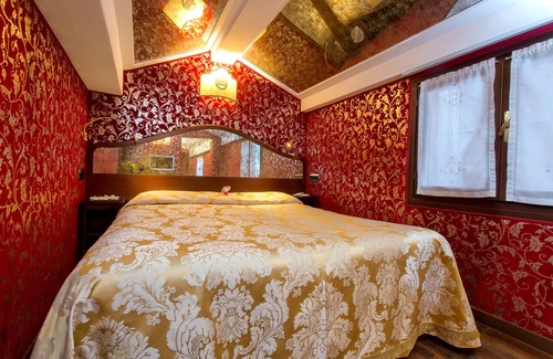 San Polo Hotel | Antica Locanda Sturion - Residenza d'Epoca