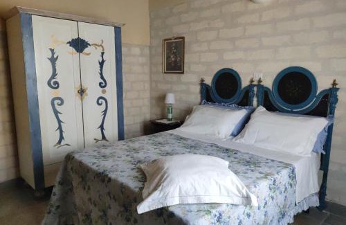 Candela Cama Y Desayuno | Antica Masseria Il Casone