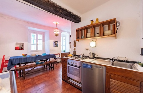Vernazza Apartamento | Antica Roccia Apartment In Vernazza, Vernazza, Italy