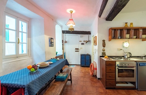 Vernazza Apartamento | Antica Roccia Apartment In Vernazza, Vernazza, Italy