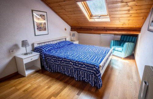 Fiera di Primiero Apartamento | Antica Rosa - Mansarda vista montagna con posto auto scoperto