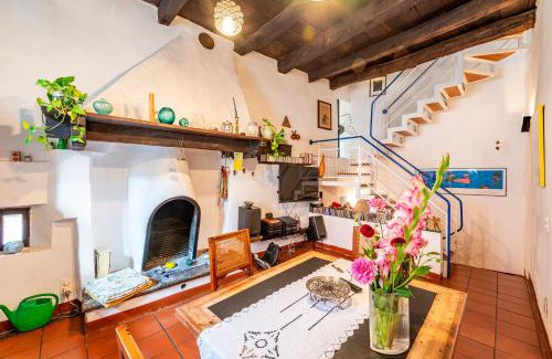 Carona Apartamento | Antica Torre - Happy Rentals