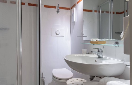 Mantua Cama Y Desayuno | Antico Residence , Mantegna Hotels