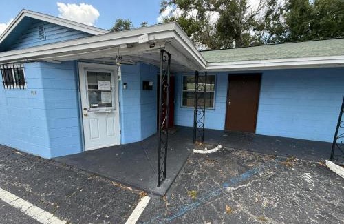 Old Seminole Heights Hotel | Antigua Motel by OYO Tampa US - 41