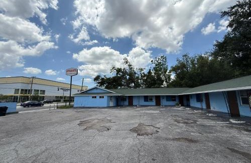 Old Seminole Heights Hotel | Antigua Motel by OYO Tampa US - 41