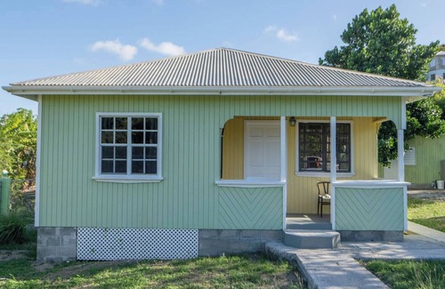 Saint John Parish Casa | Antiguan Village Retreat