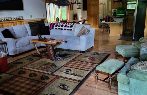 Alpine Lake Apartamento | Antler Ridge 2B w/Loft Cabin w/ Fireplace, Screened Porch & Lake Access