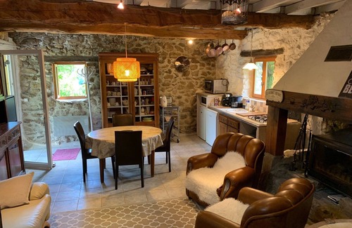 Montoulieu Cabaña | Antoine's Gîte Regional Natural Park del Ariège Pyrenees