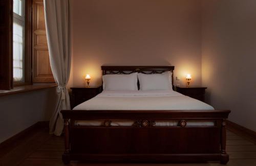 idhra Villa | Antoinette Mansion
