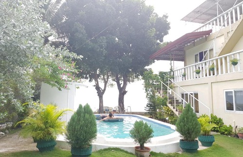 Oslob Complejo | Anton's Beach Resort