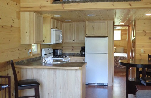 North Powder Cabina | Antone Creek Lodge, Cabinas portátiles de Rich, Classic Double Loft # 1