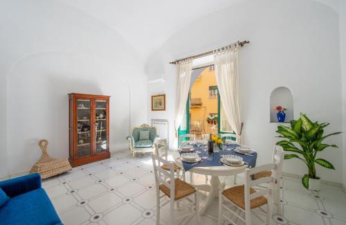 Sant'Agnello Casa | AntonelloApartments - La casa del pozzo deluxe