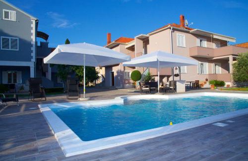 Biograd na Moru Apartamento | Antonija Apartments with Pool