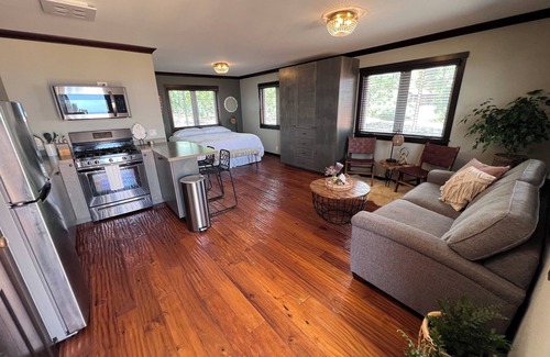 Holualoa Apartamento | Anuhea House, a charming studio in beautiful Holualoa, Hawaii.