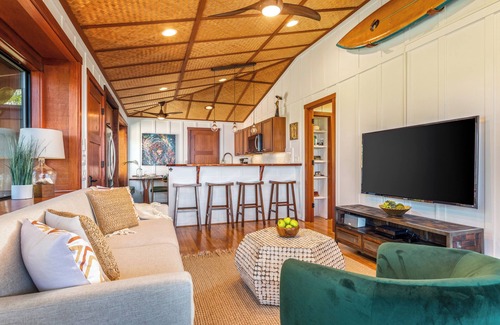 Honalo Casa | 🌺 Aolani Coffee Cottage | Private Hot Tub + Ocean Views AC