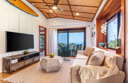 Kahaluu-Keauhou Casa | Café del artista del país Cottage con amplias vistas al mar