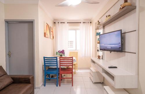 Caioba Apartamento | Apê 100m mar, suíte, Wi-Fi, ao lado do Sesc Caiobá