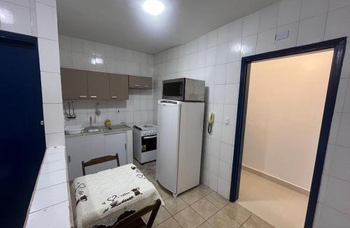 Vila Julia Apartamento | Ap 700m Praia Enseada-TV Smart, Garagem-Elevador