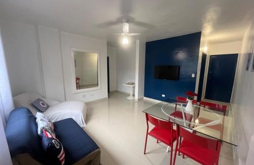 Vila Julia Apartamento | Ap 700m Praia Enseada-TV Smart, Garagem-Elevador