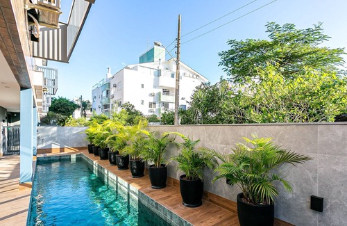 Jurere Apartamento | Ap a Cond. w/Pool and Gym, 350m the Beach Jpr212