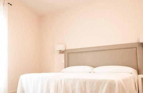 San Martín de Valdeiglesias Apartamento | Apartamento Con Balcon - Hacienda La Coracera