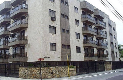 Vila Nova Apartamento | AP en Cabo Frio, Playa Forte, Elev. TV por cable, WiFi.