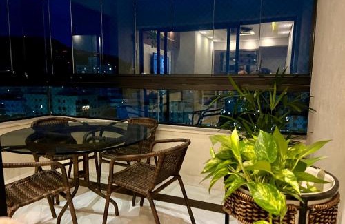 Vila Julia Apartamento | Ap Moderno com vista mar Piscina Ar Condicionado no Guarujá