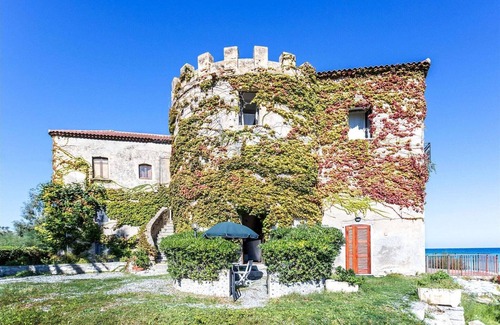 Santa Caterina Dello Ionio Marina Villa | Apartamento en Santa Caterina con Playa Privada