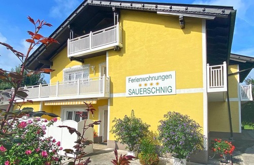 Unterburg am Klopeiner See Apartamento | Apartment Agatha - first floor west - garden view - Ferienwohnungen Sauerschnig