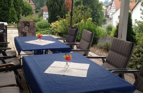 Waßmuthshausen Apartamento | Lujoso apartamento en Homberg con terraza privada