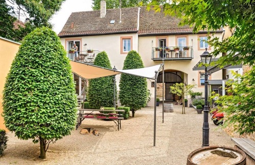 Neustadt-Gimmeldingen Apartamento | Apartment Mönchgarten - House Mandelblüte