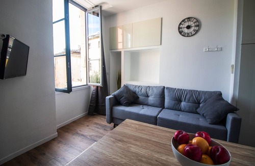 Saint-Paul-Trois-Chateaux Apartamento | Apartamento-Superior-Baño Privado-Vista a lugar emblemático-L'Industriel