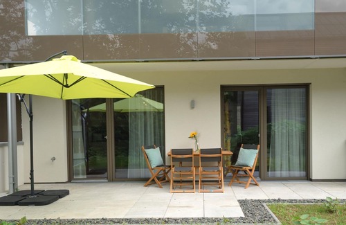 Krumpendorf am Woerther See Apartamento | Apartment Oasis Wörthersee neu & Zentral Top 1