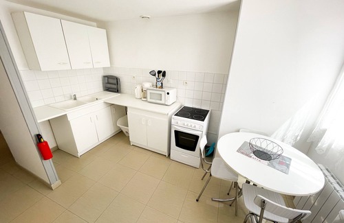 Saint-Martin-en-Campagne Apartamento | Apartamento-Baño con ducha-Vista al patio-Familiar