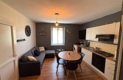 Saint-Maurice-sur-Moselle Apartamento | Apartment 2 to 4 persons, One night minimum. Pets welcome.