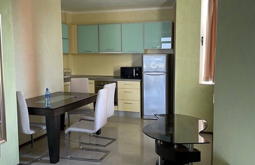 Nessebar Apartamento | Apart hotel Gallery A Апартамент в Слънчев Бряг на първа линия-гледка море