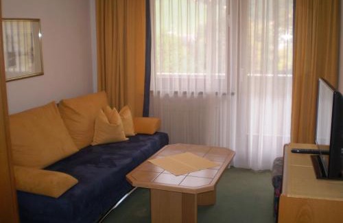 Zell am Ziller Apartamento | Apart Hotel Garni Strasser
