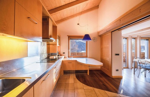 Castello-Molina di Fiemme Apartamento | Apartamento "La Pratolina Attico" con vistas a la montaña y balcón