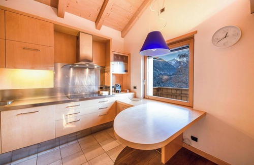 Castello-Molina di Fiemme Apartamento | Apartamento "La Pratolina Attico" con vistas a la montaña y balcón