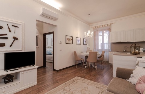 Laterina Apartamento | Apartment 'Dimora Storica Toscana - Il Falegname' with Wi-Fi and Air Conditioning