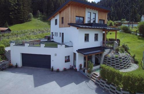 Pettneu am Arlberg Apartamento | Apart Mirjam