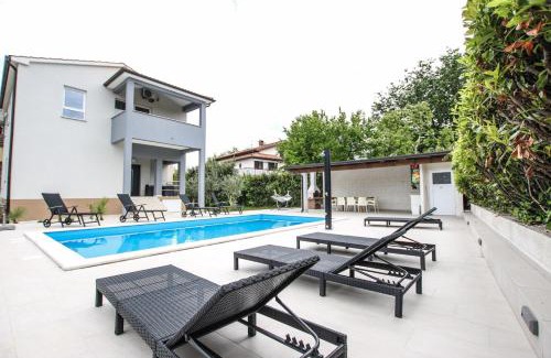 Mali Maj Casa | Apart Residence Leko