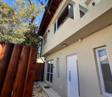 Monte Grande Apartamento | APART TRAVEL SUITES, modernos departamentos -15 min Aerop EZE