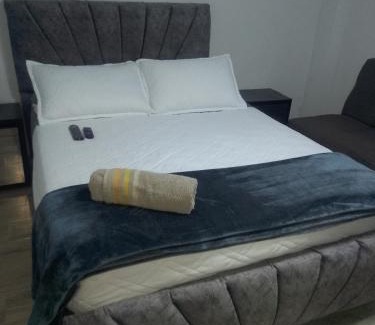 Calle 26 Apartamento | Aparta hotel normandia #4 aeropuerto