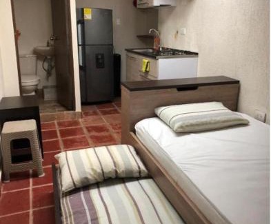 Bello Apartamento | Apartaestudios contiguos cerca al Centro Comercial Fabricato