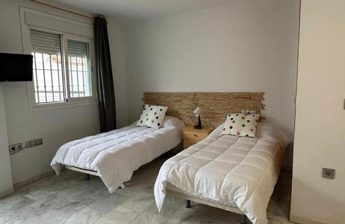 Chipiona Hotel | APARTAHOTEL DOÑA REYES