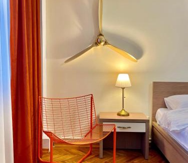 Tirgu Jiu Apartamento | Apartament Aerodrom Barza