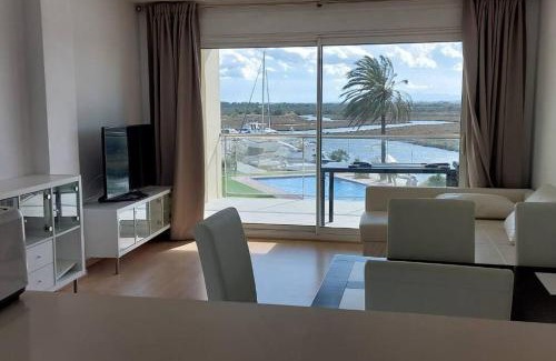 Santa Margarida Apartamento | Apartament amb piscina i zona enjardinada