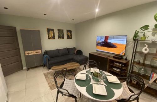 Zabrze Apartamento | Apartament Błogi Sen III - komfortowy nocleg w spokojnej lokalizacji